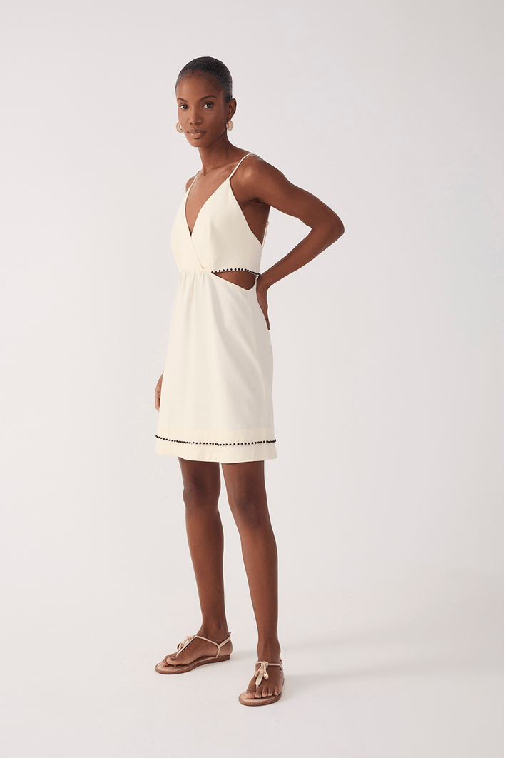 Vestido Curto Linho Bordado Miçanga