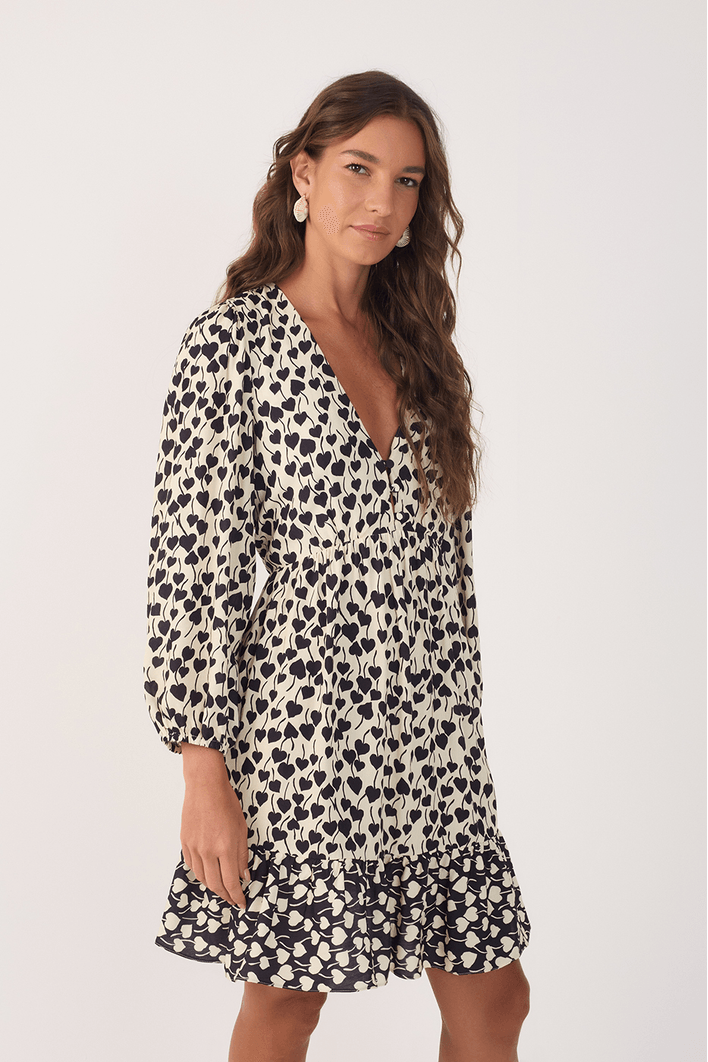 Vestido Curto Estampa Amor Perfeito