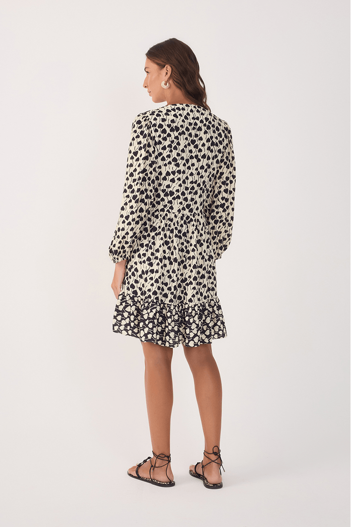 Vestido Curto Estampa Amor Perfeito
