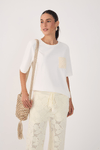 Blusa Básica Bolso Bordado