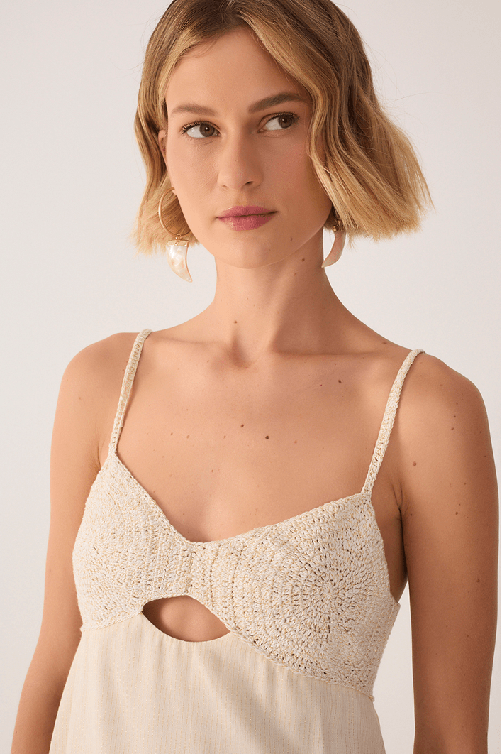 Vestido Cropped Busto Crochê