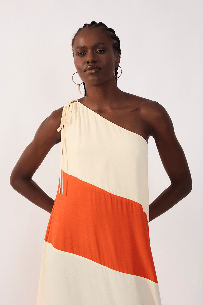 Vestido Longo Crepe Recortes