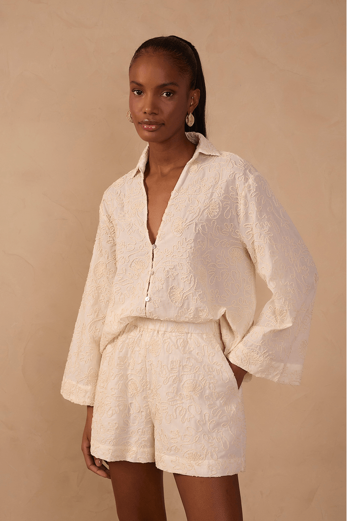 Camisa Mangao Bordado Cadarço