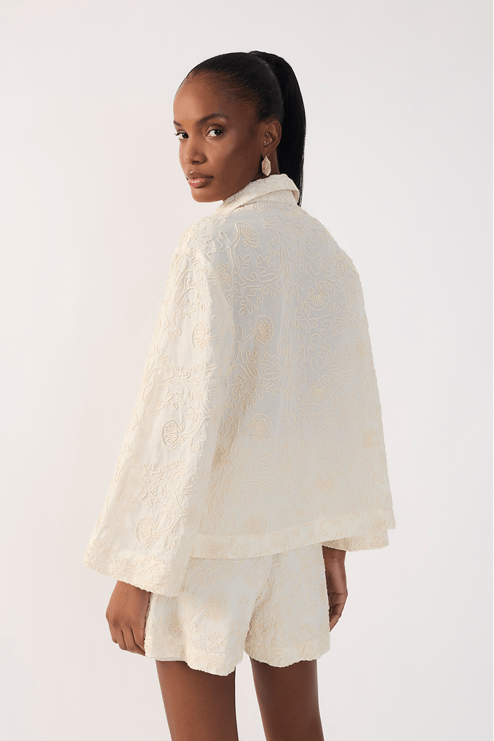 Camisa Mangao Bordado Cadarço