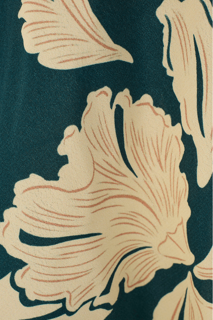 Macacão Estampa Pétala Verde