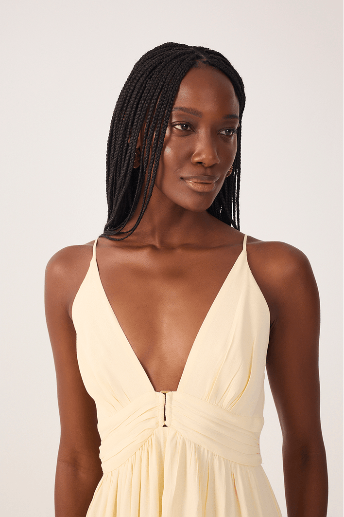 Vestido Crepe Metal  Decote