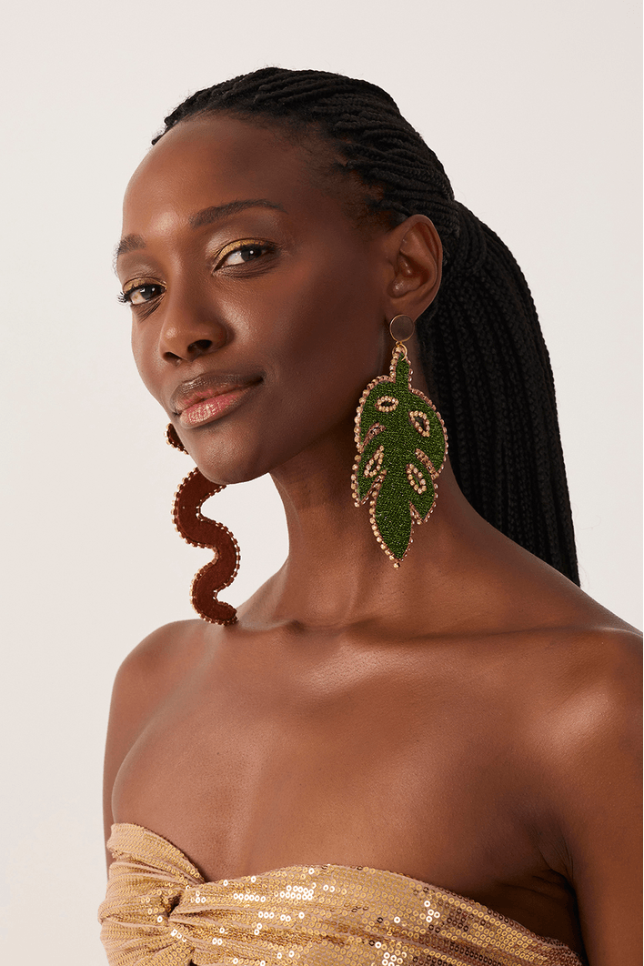 Brinco Cobra E Folha