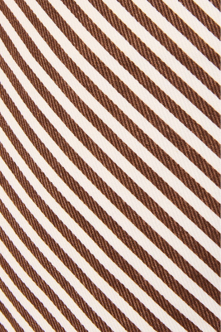 Short Sarja Listras Terra