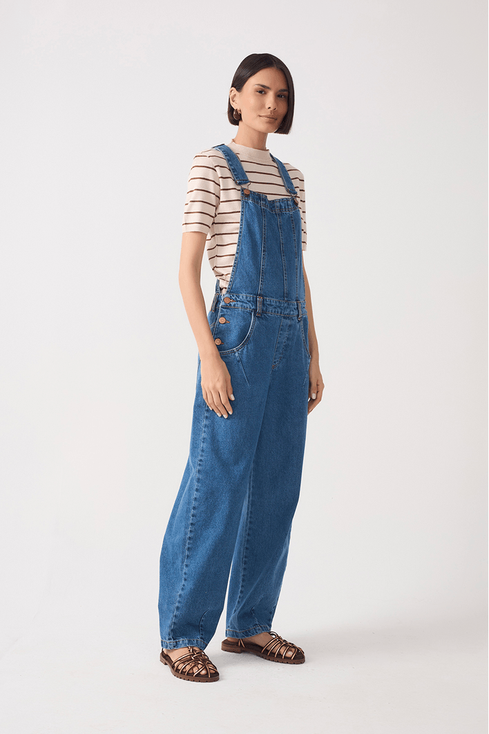 Jardineira Jeans Barrel Confort