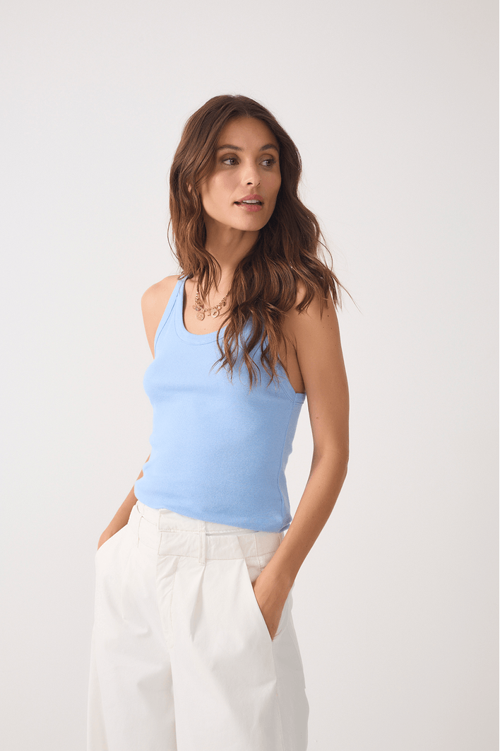 Camiseta Básica Bordado Sol Costas