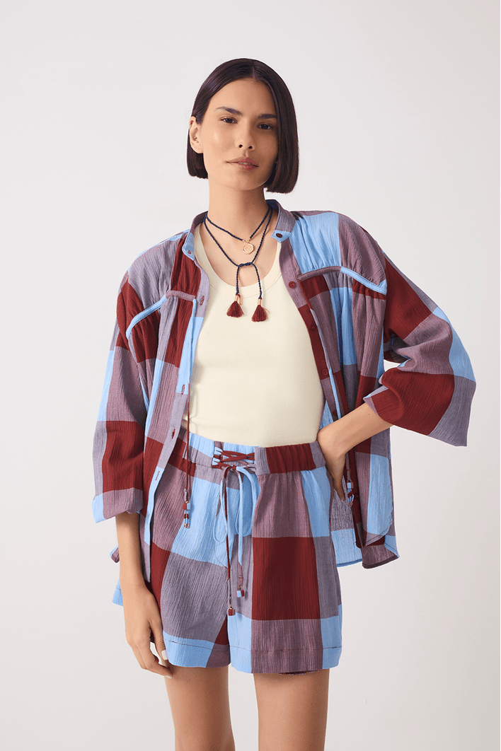 Camiseta Básica Bordado Sol Costas