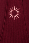 Camiseta Básica Bordado Sol Costas