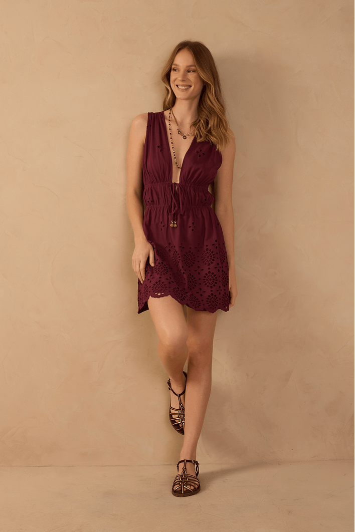 Vestido Curto Algodão Bordado Barrado