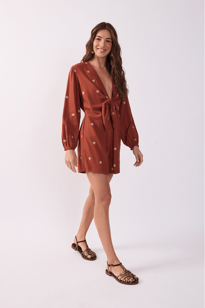 Macaquinho Linho Bordado Lurex Sol