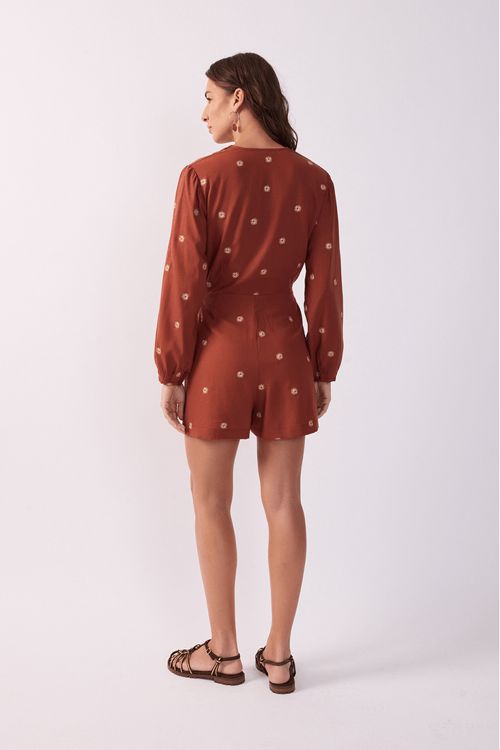 Macaquinho Linho Bordado Lurex Sol