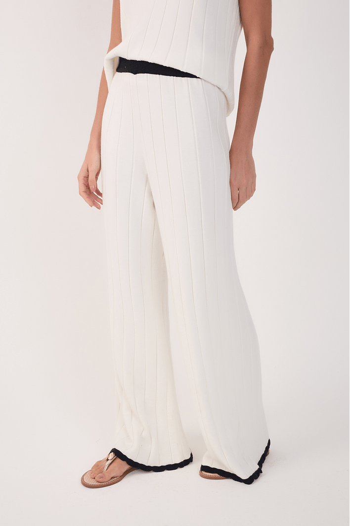 Calça Tricot Premium Detalhe Ondulado