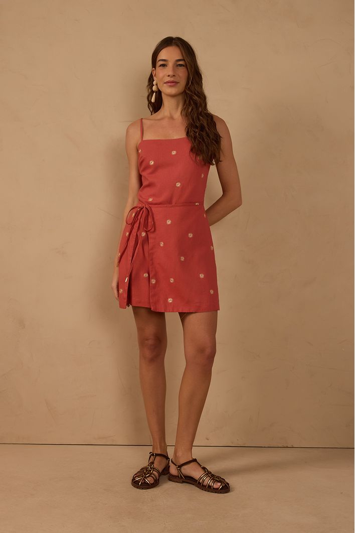 Vestido Curto Linho Bordado Lurex Sol