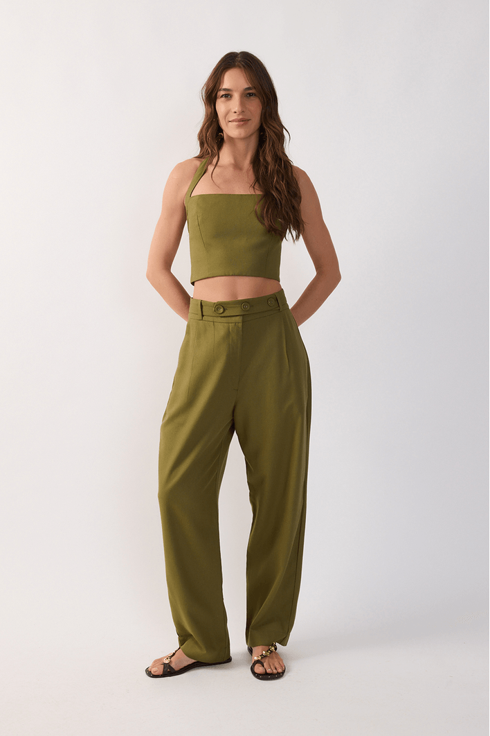 Calça Linho Cenoura Cós Botão