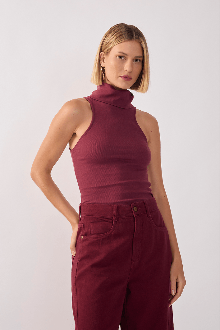 Blusa Canelada Gola Alta