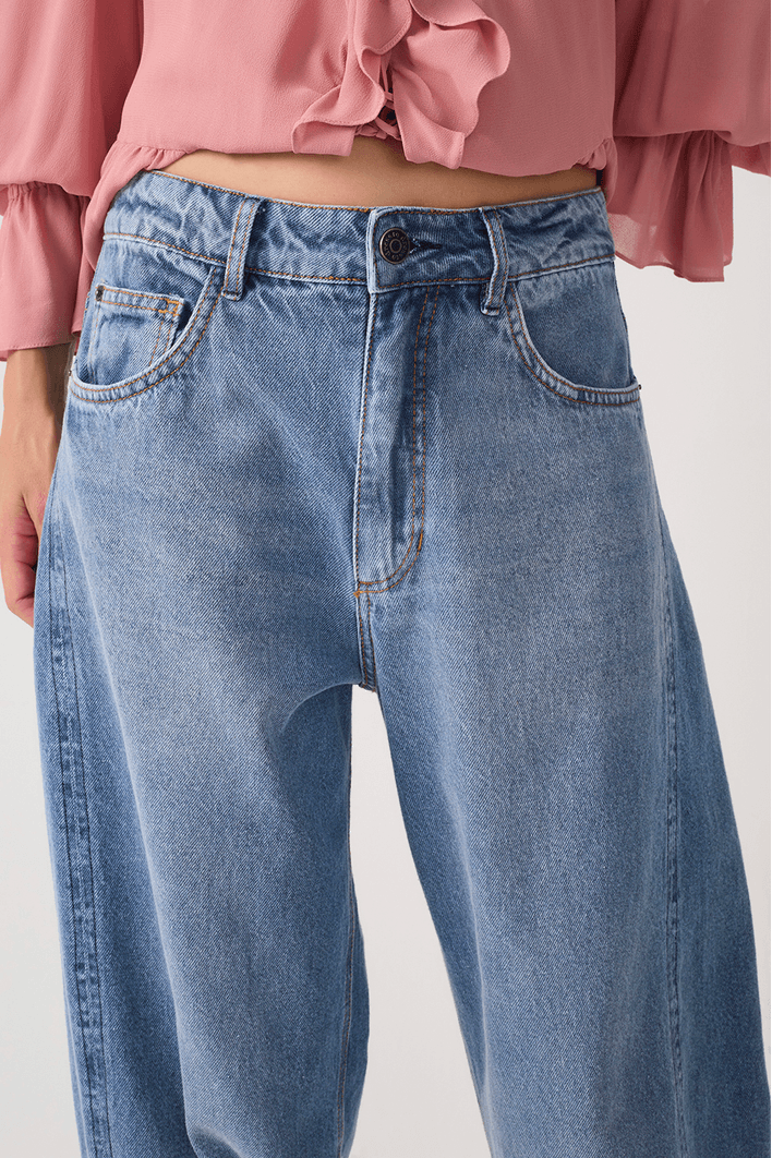 Calça Jeans Barrel Marcada