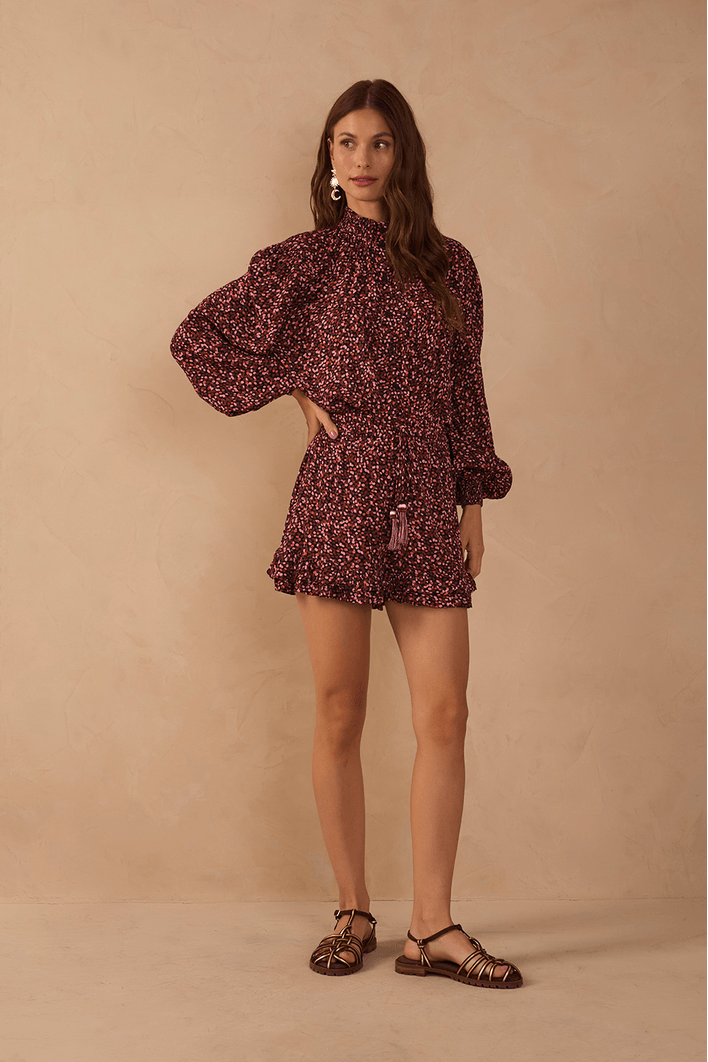 Short Est Céu Noturno