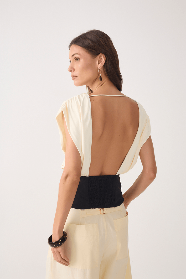 Blusa Malha Com Tecido