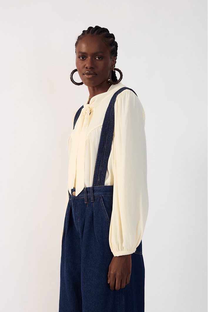 Jardineira Jeans Alças Removíveis