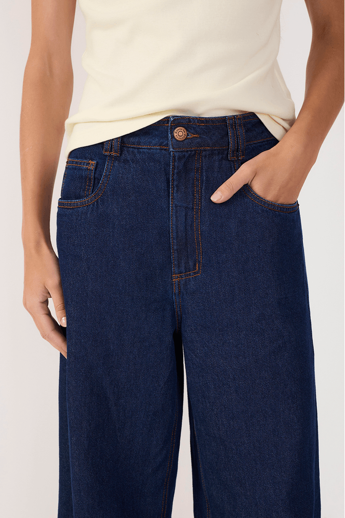 Calça Jeans Básica Intense