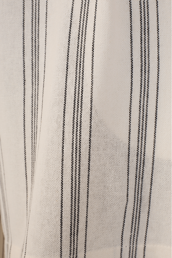 Bermuda Linho Listrado Viés