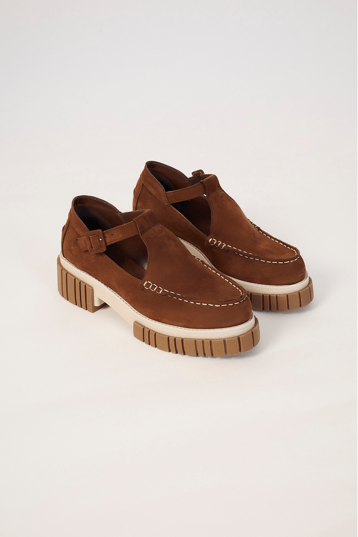 Mocassim Boneca Tratorado