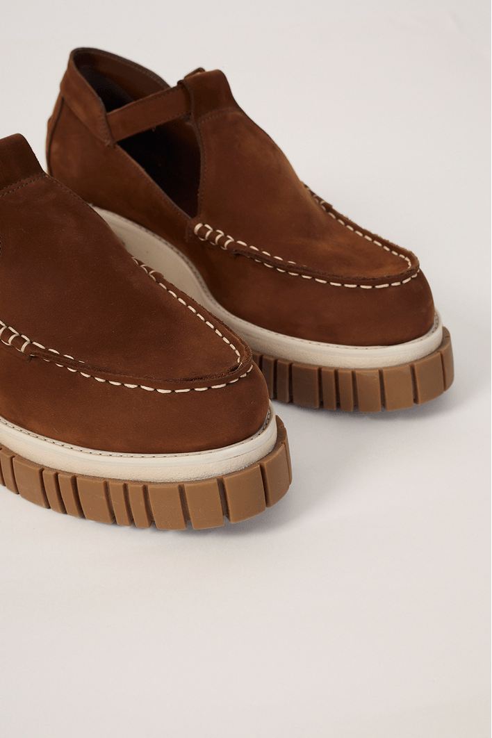 Mocassim Boneca Tratorado