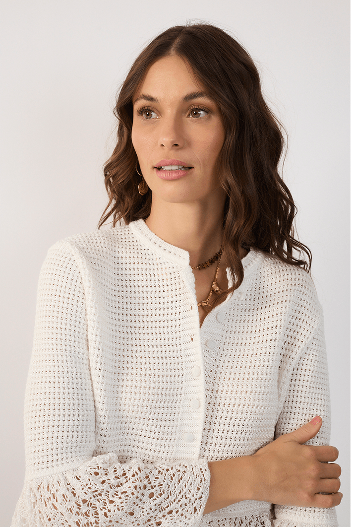 Casaqueto Tricot Detalhe Renda