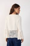 Casaqueto Tricot Detalhe Renda