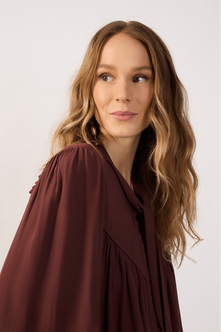 Blusa Crepe Pregas Pala Frente