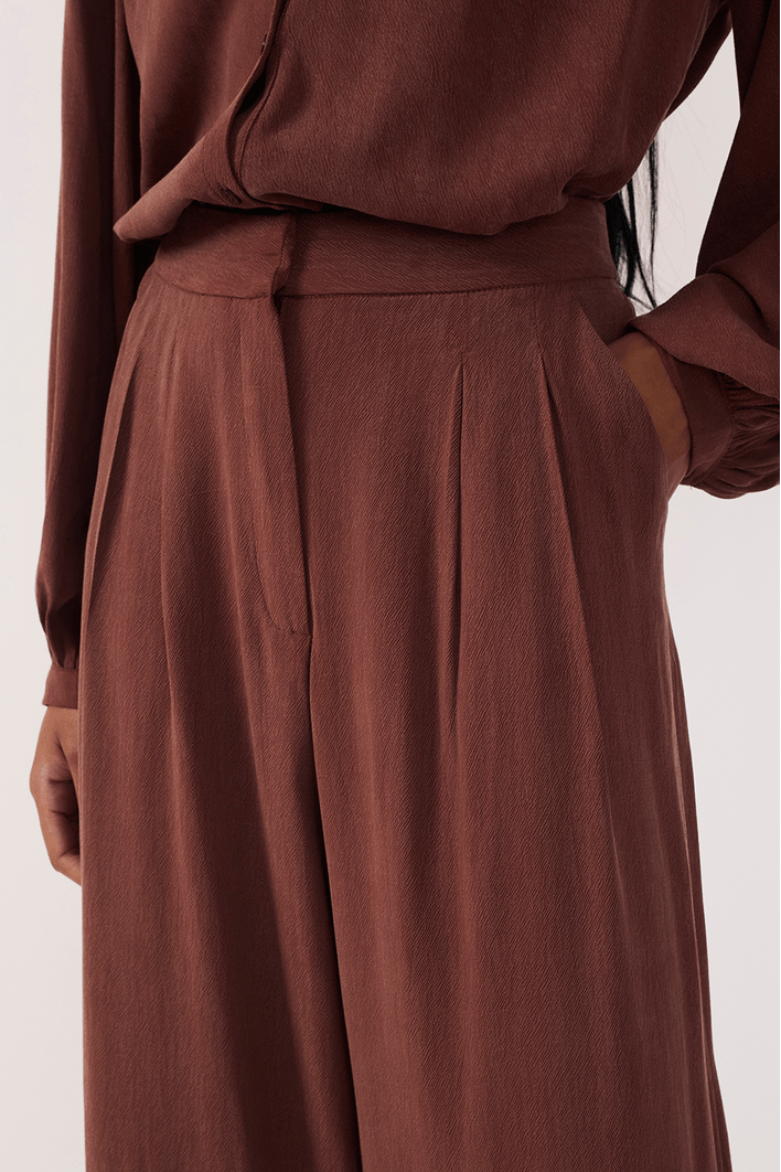 Calça Pantalona Bolso Faca