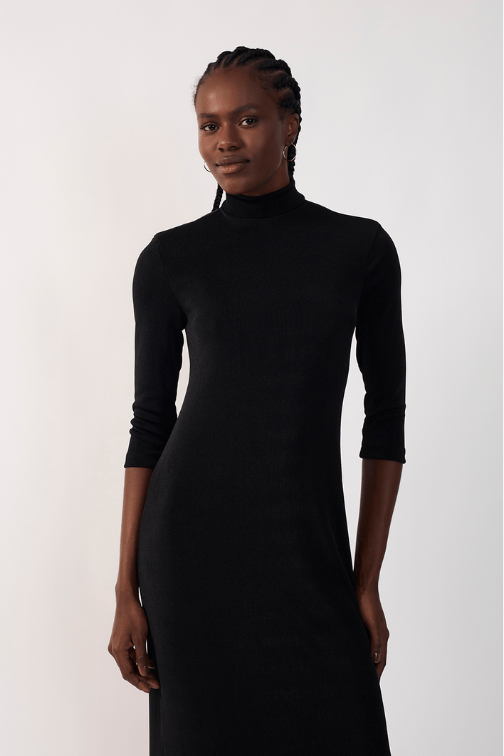 Vestido Coluna Gola Alta