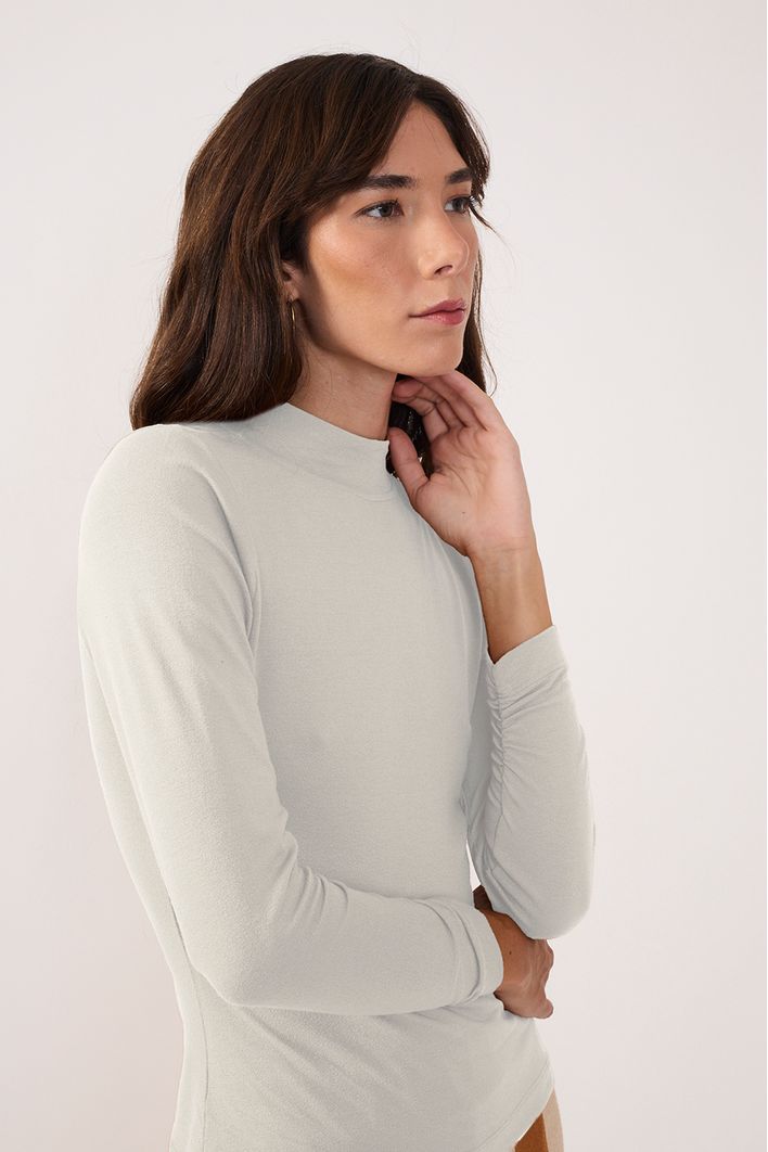 Blusa Gola Alta Malha Crepe