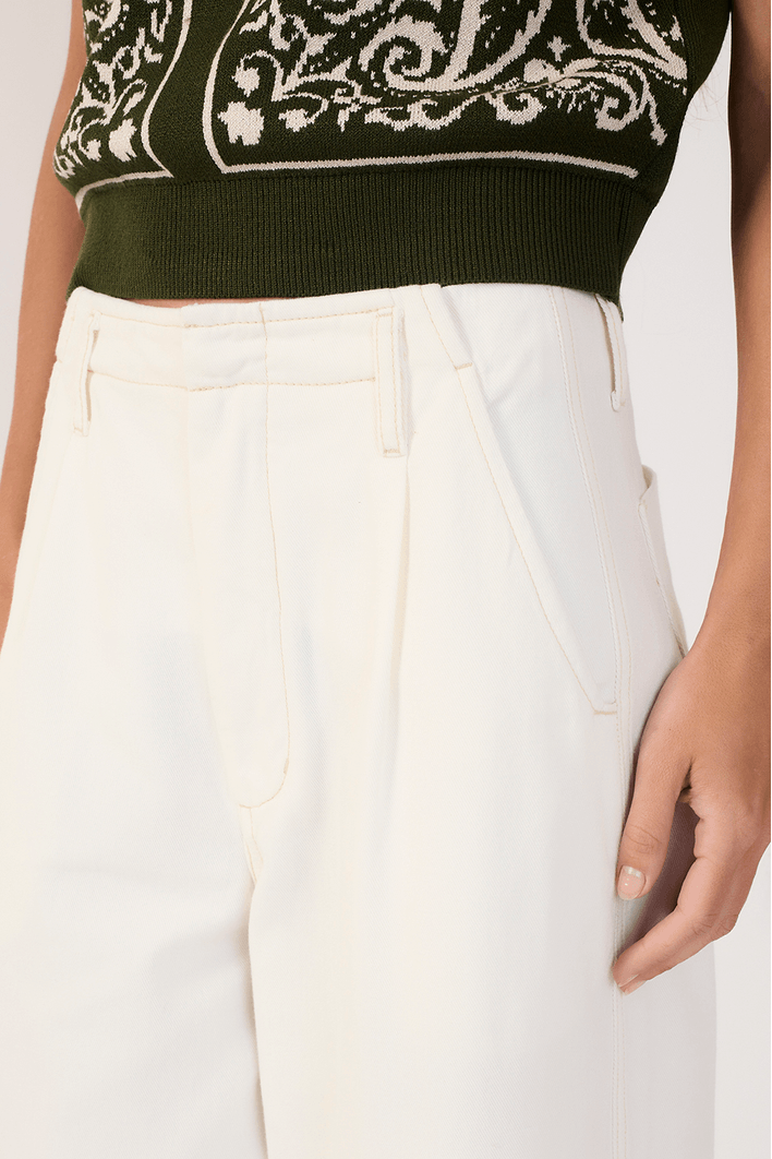 Calça Sarja Pregas