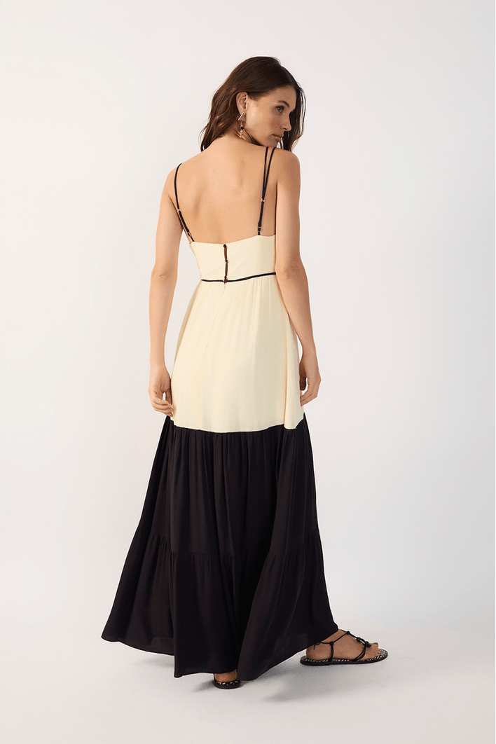 Vestido Longo Ggt Decote Renda