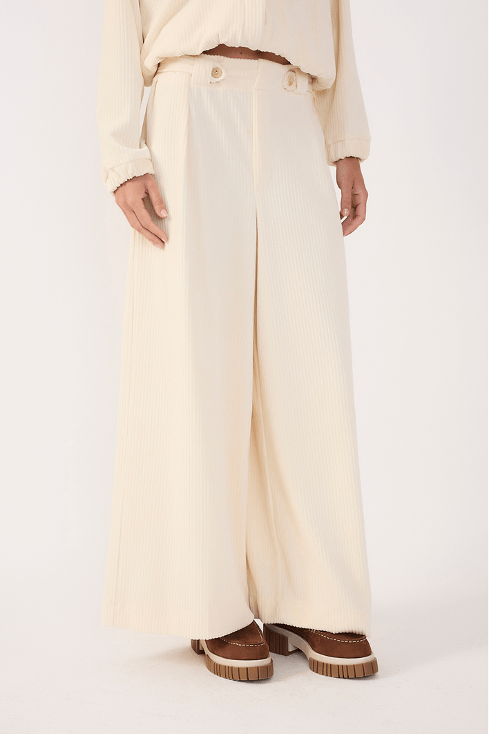 Calça Alfaiataria Malha Cotelê