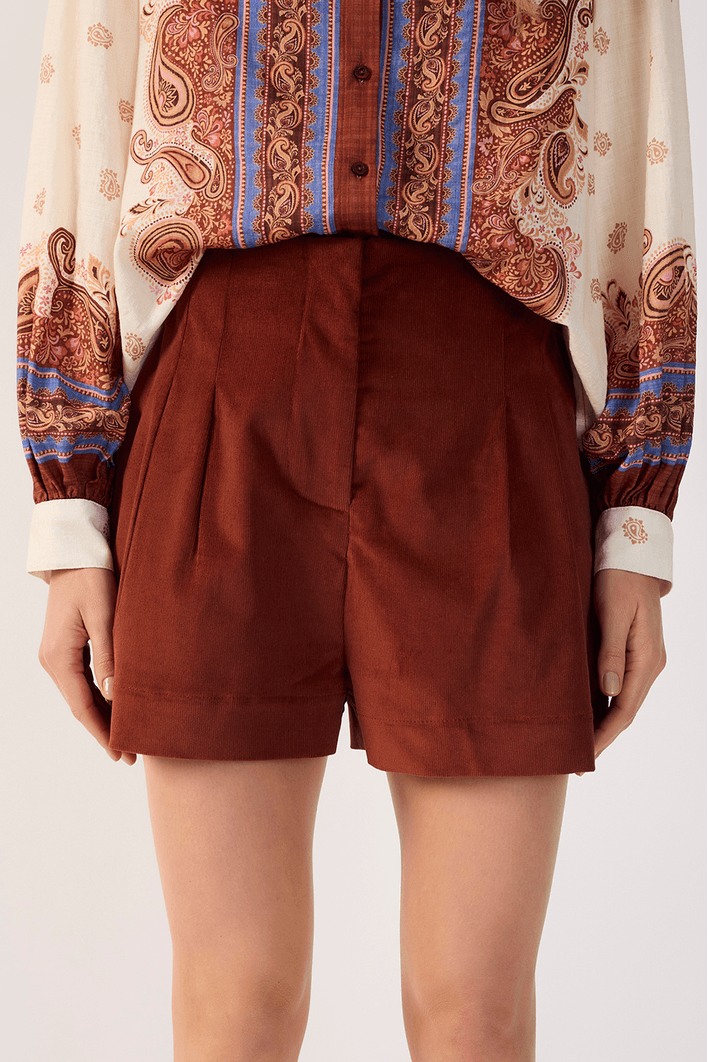 Short Veludo Cotelê