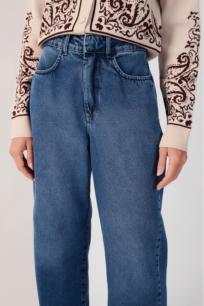 Calça Jeans Reta Marcada