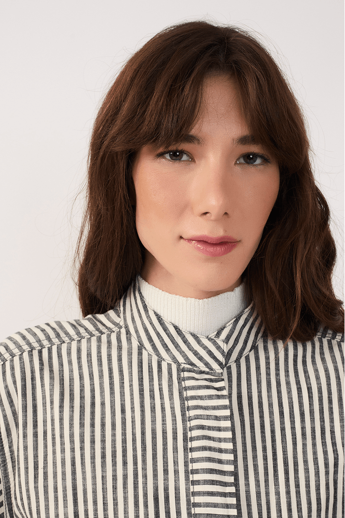 Casaco Sarja Linho Listra Black