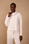 Blusa Gola Alta Bordado Sol