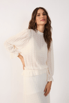 Blusa Renda Gola Alta