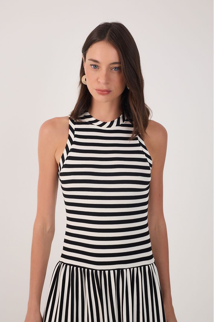 Vestido Cropped Listrado