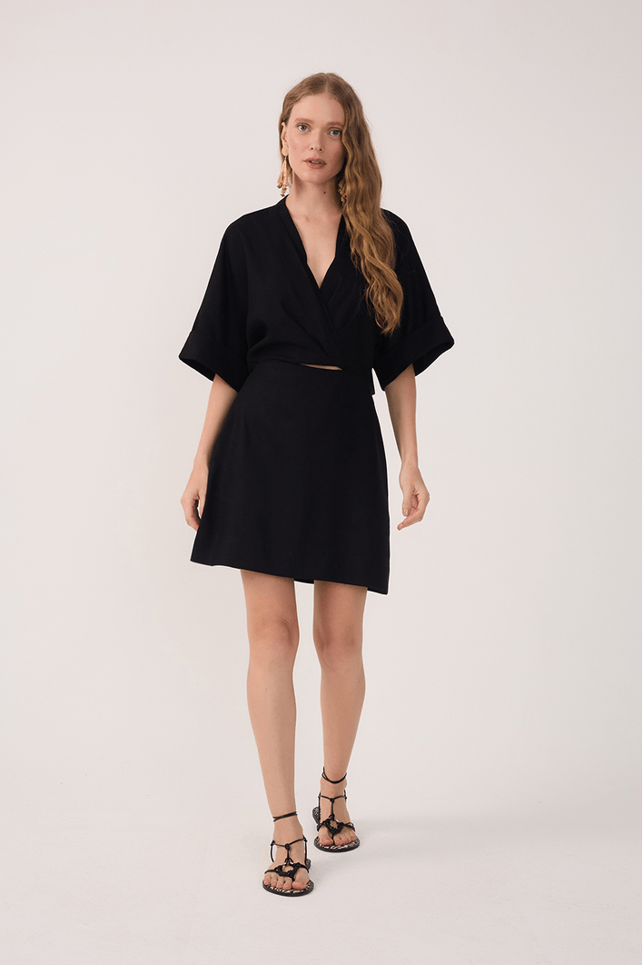 Vestido Curto Linho Manga