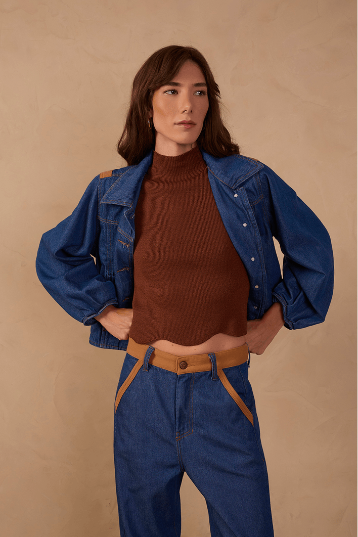 Blusa Tricot Detalhe Barra