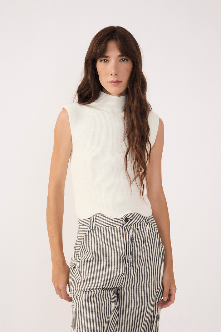 Blusa Tricot Detalhe Barra