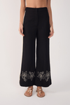 Calça Cropped Linho Bordado Floral